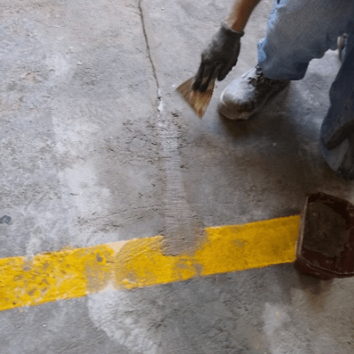 Tratamiento de fisuras en parqueadero de concreto Medellín abril 2019